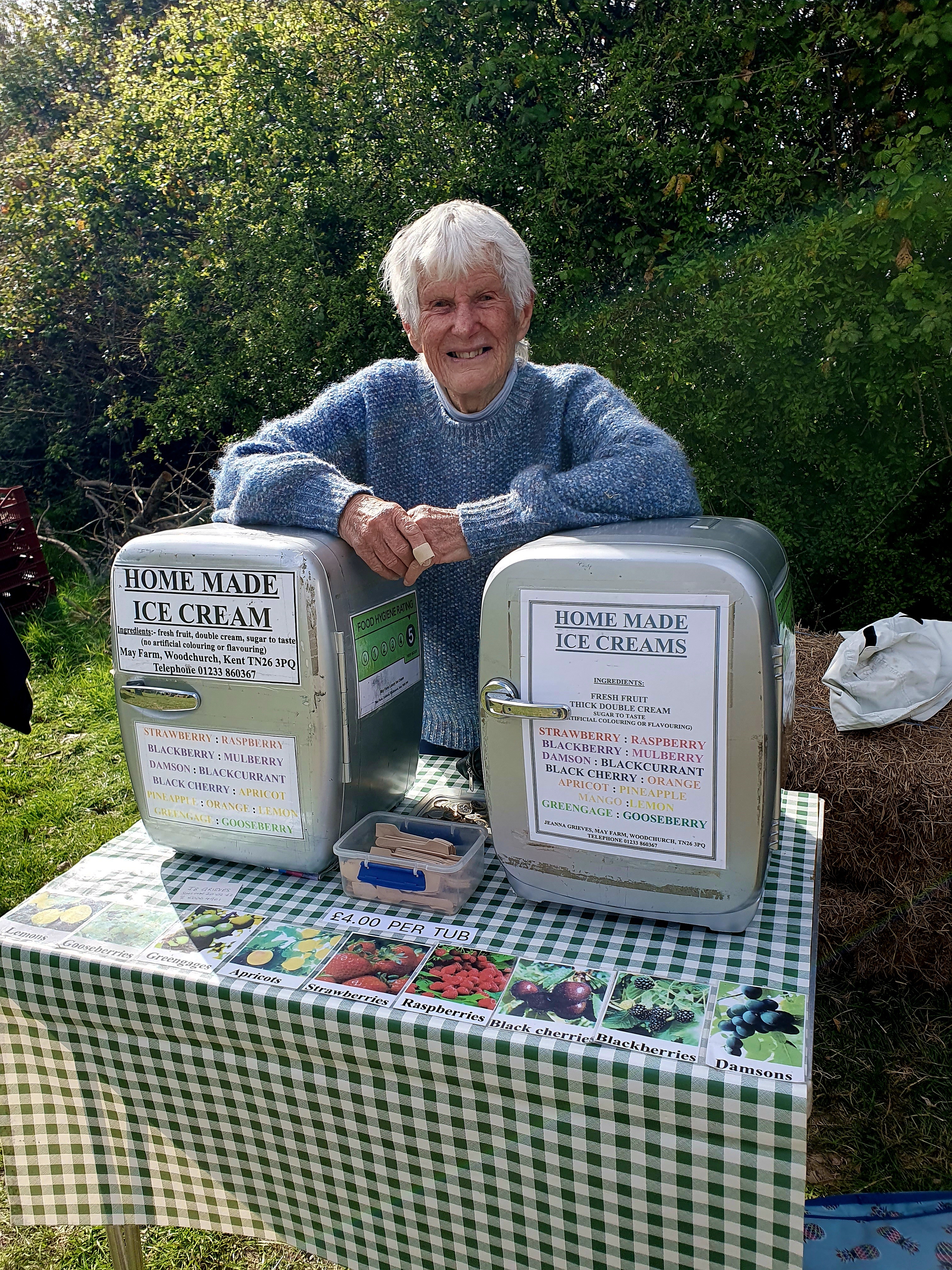 A glorious weekend at Great Dixter's Spring Plant Fair